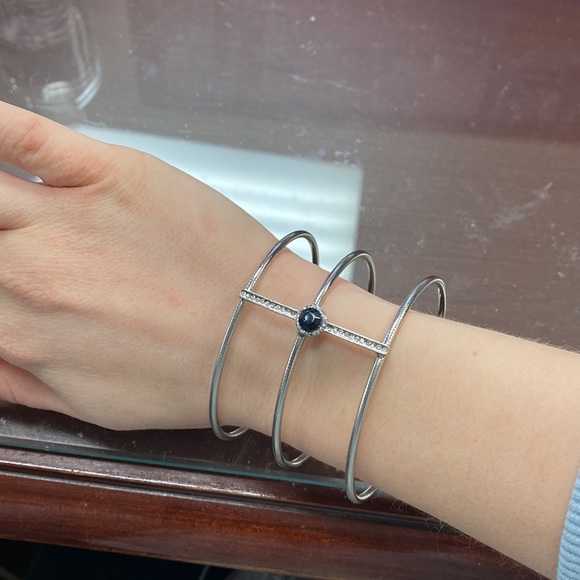 Bracelet - Picture 3 of 4